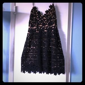 Medium black ANGL lace dress